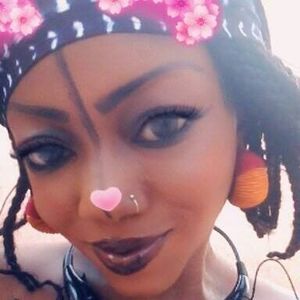 Meet your Posher, Jolie